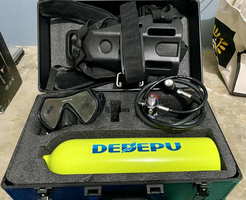 Scuba diving gear 2x - scuba,