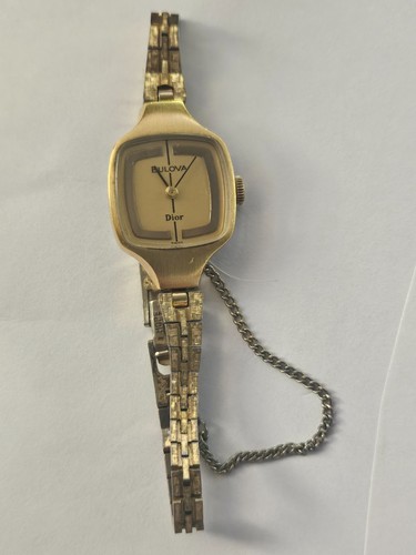 Vintage 1970s bulova - vintage,