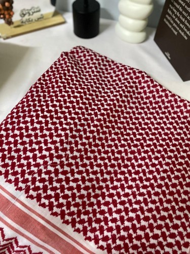 Traditional red white - red,