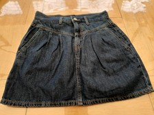 Levis Womens Featherweight Skirt Size 26 New