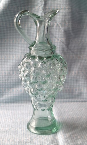 Clear moulded pressed - moulded,