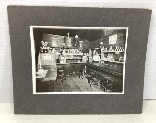 Vintage interior saloon - saloon, photo