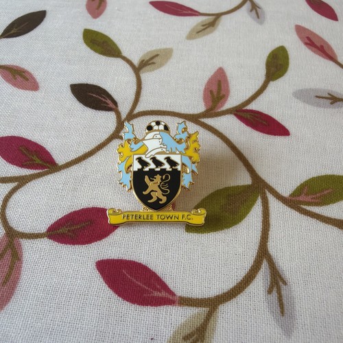 Peterlee town pin badge - town, fc