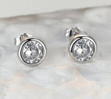BEAUTIFUL SILVER FILLED CIRCLE