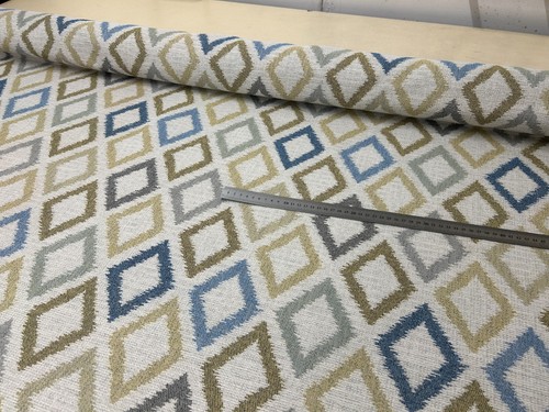 Art deco diamond - fabric, fire