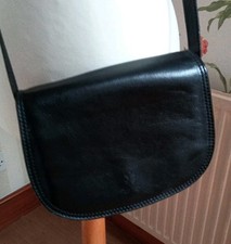 Vintage Vera Pelle Black Grained  Italian Leather Saddle Bag 