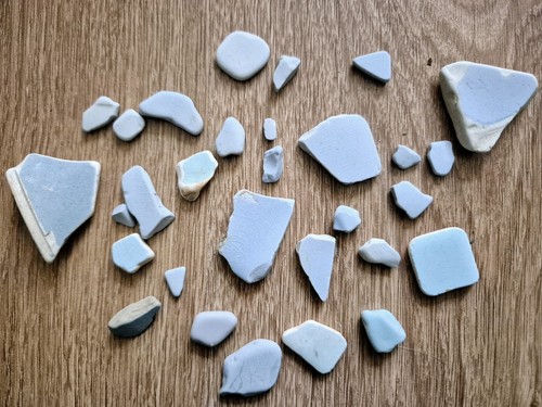 Isle wight pottery - 30,