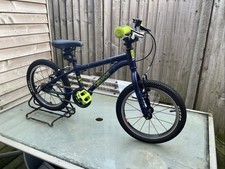 Carrera Cosmos 16  , Childs