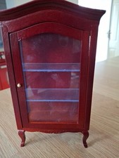 Streets Ahead Display Cabinet