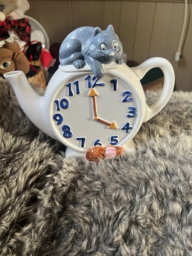 Novelty tea pot - novelty,