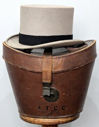 Antique vintage leather - antique,