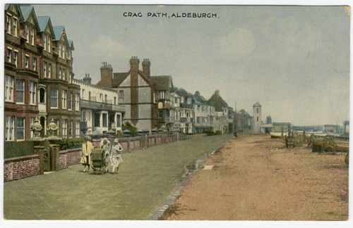 Crag path aldeburgh suffolk - crag,