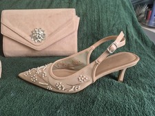Fascinator, Bag And Shoes Size