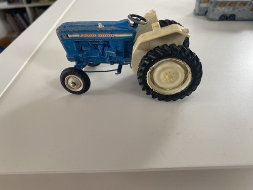 Britains ford 5000 tractor - britains,