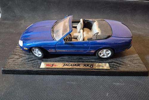 Jaguar xk180 scale maisto - scale,