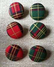6 Red or Green Christmas Metallic Gold Tartan Fabric Covered Wire Loop Buttons