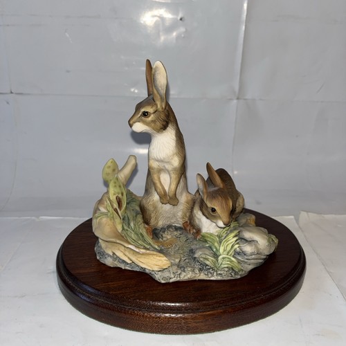Border fine arts rabbit family - fine,