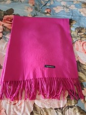 PRETTY FUSCHIA PINK FRINGED CASHMERE SCARF SHAWL WRAP PASHMINA. 28" X 70"