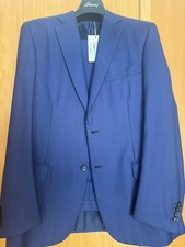 Brioni Men's Dark Navy Suit