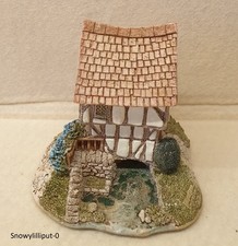 Lilliput Lane - HAMPTON MOAT