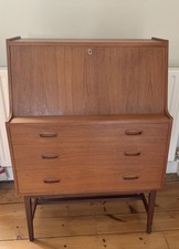 Vintage Mid-Century Retro