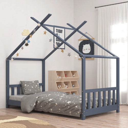 Wooden tree house - tree, bed