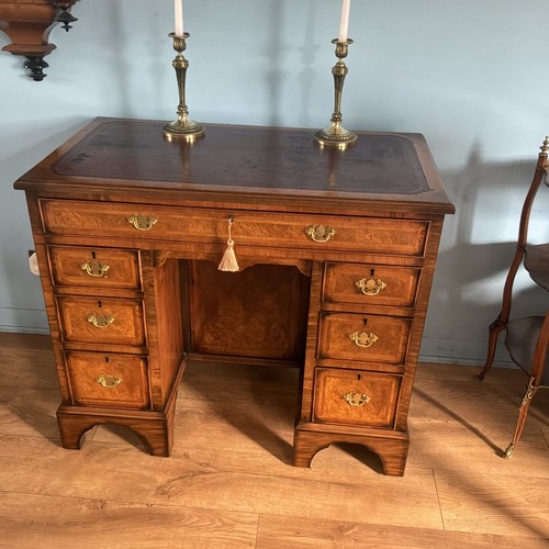 Beautiful quality antique - a,