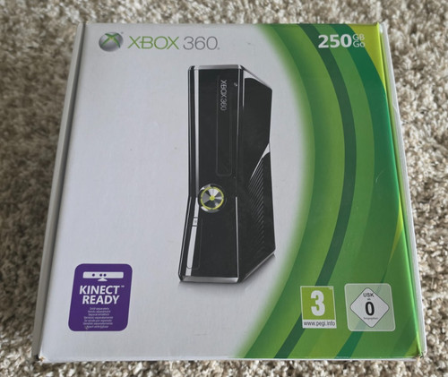 Xbox 360 slim - 360, boxed