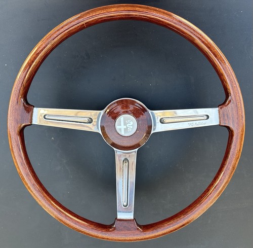 Hellebore alfaromeo spider - alfaromeo,