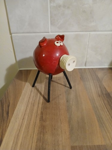 Red pig figurine ornament - red,
