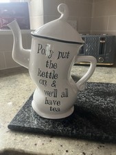 Tea Pot for Novelty Collectors