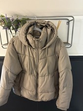beige zara puffer