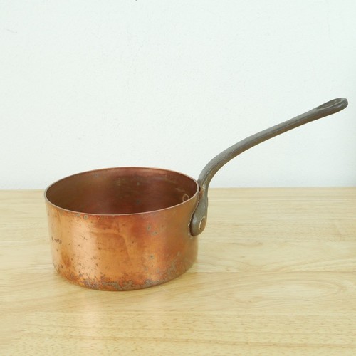 Antique copper pot with - with, handle