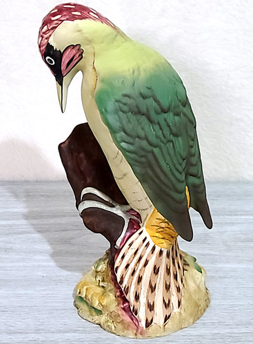 Beswick green woodpecker - green,