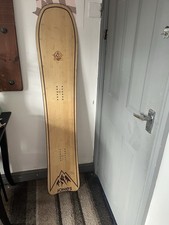 Women’s Jones Hovercraft 152cm powder snowboard with union force bindings