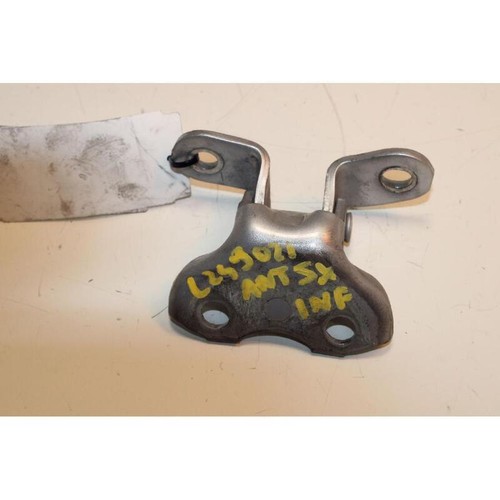 Left sliding door rail - rail, toyota