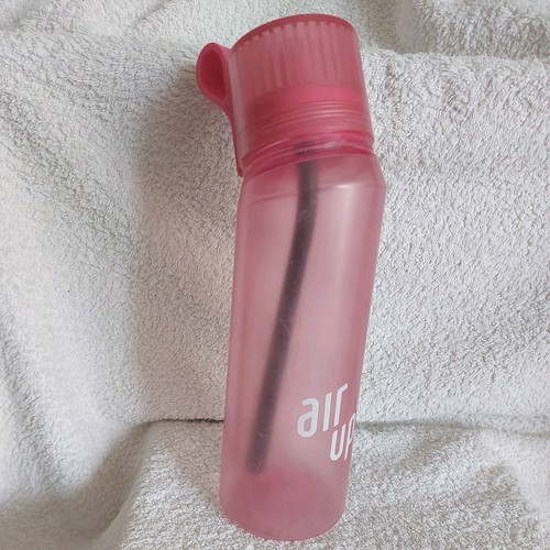 Hot pink air water - air, up
