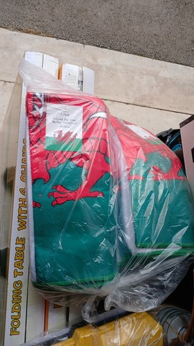 Welsh dragon towels - t,