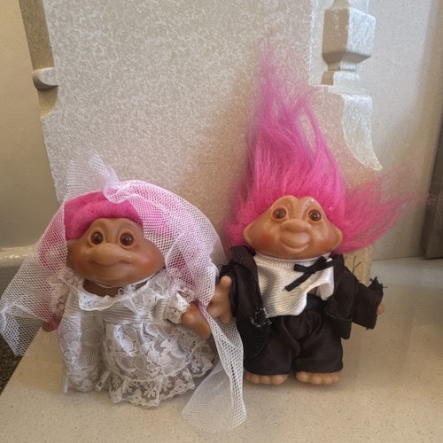 Dam troll dolls - troll, bride