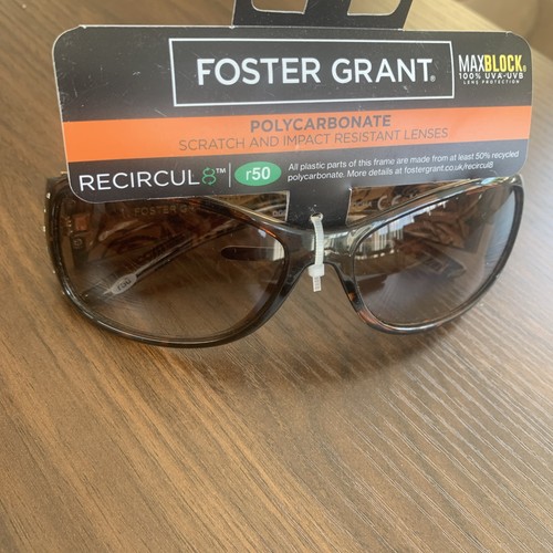 Foster grant woman - grant, woman’s