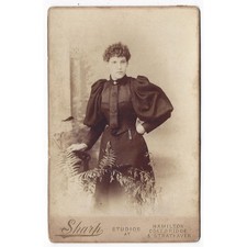 CABINET CARD Photograph Lady