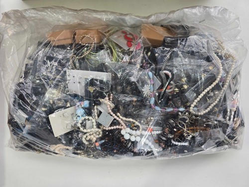 5kg costume jewellery - costume,