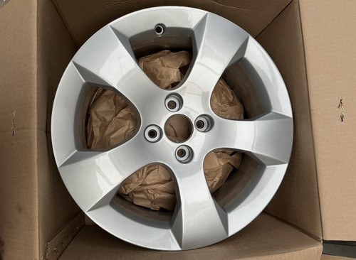 Peugeot 3008 alloy wheel - peugeot,