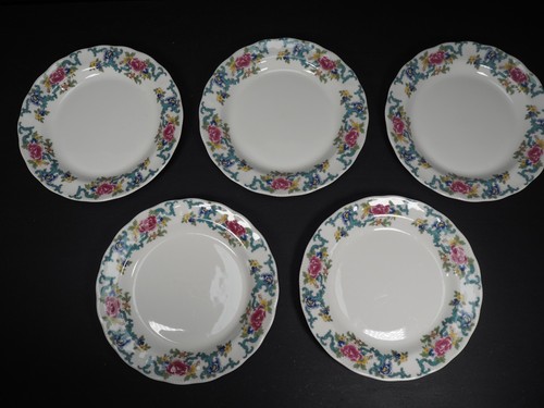 Plates royal doulton - 5,