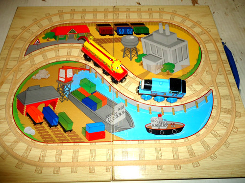 Play and carry case - play,