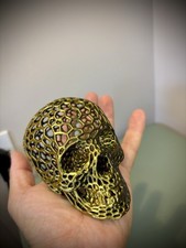 Skull Ornament. Gold/Black