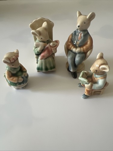 Porcelain mouse family ceramic - mouse,