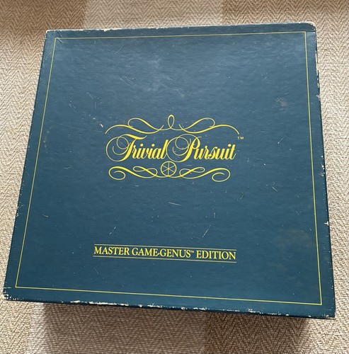 Trivial pursuit master - trivial, game