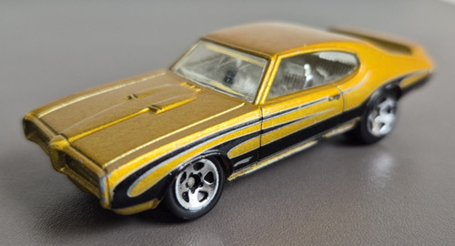 Hot wheels pontiac gto - '69,