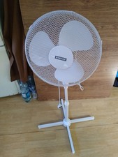 16-inch Electric Pedestal Floor Standing Fan with Oscillating Cooling Air
